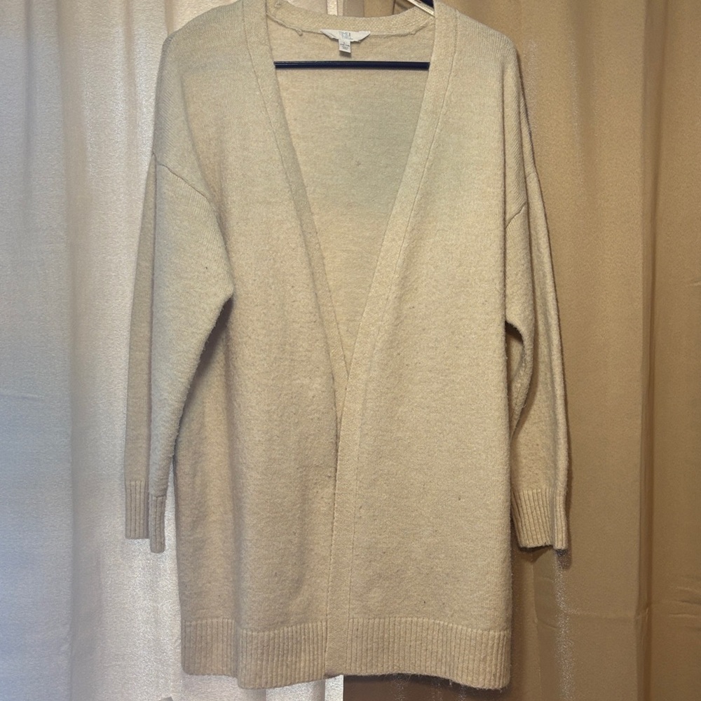 Time and Tru Women's Beige Cardigan Sweater